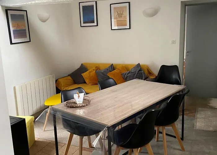 Charmante Maison Cocooning Au Cœur Du Bourbonnais, Animaux Acceptés - Fr-1-489-68 Hébergement de vacances *